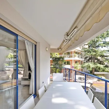 In With 2 Bedrooms And Wifi Apartmán Cannes