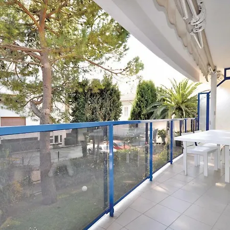 In With 2 Bedrooms And Wifi Apartmán Cannes